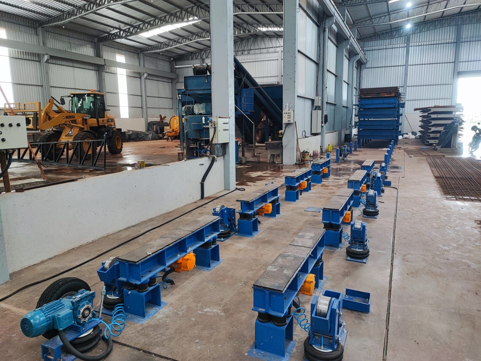 Mesas vibratórias da linha de produção